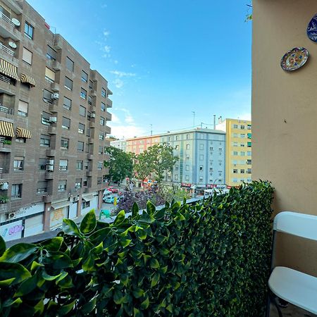 Rooms In Valencia Great Location In Shared Apartment Eksteriør bilde