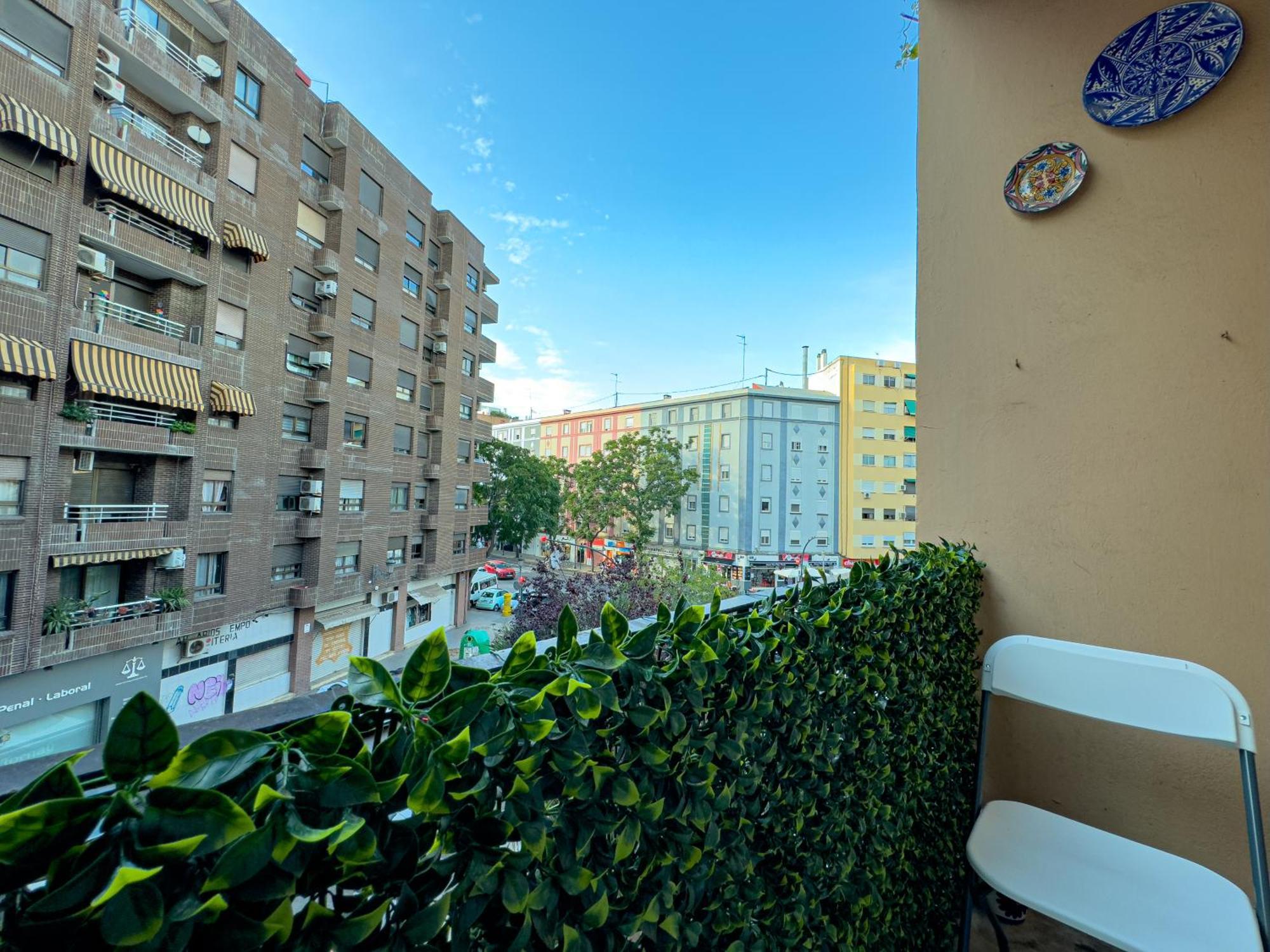 Rooms In Valencia Great Location In Shared Apartment Eksteriør bilde